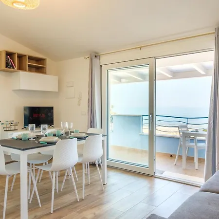 Casa Sul Mare Free Wi-fi Parking Elegance Apartmán *