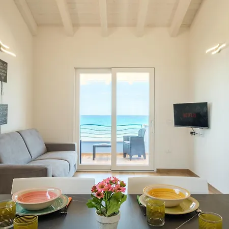 Daire Casa Sul Mare Free Wi-fi Parking Elegance *